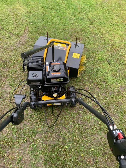 Zamiatarka firmy texas Bobolice • OLX.pl