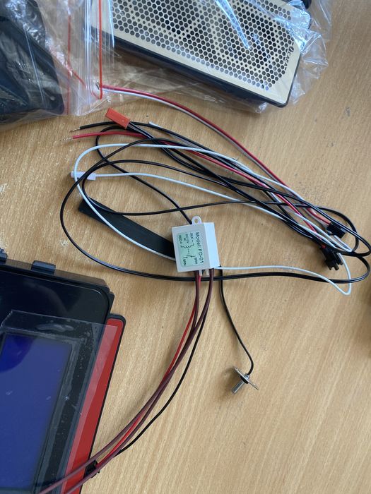 Смарт экран К 3015 Bluetooth Radio часы температура