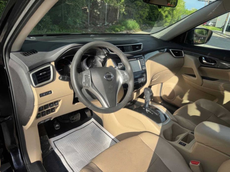 NISSAN ROGUE      2017