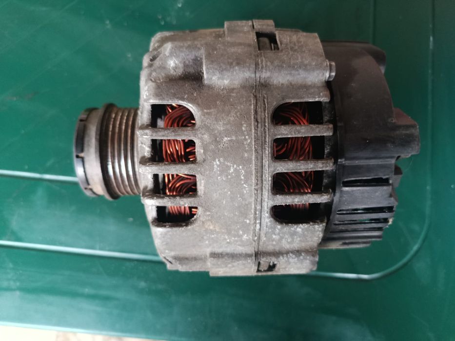 Генератор Фольксваген т-5 2.5