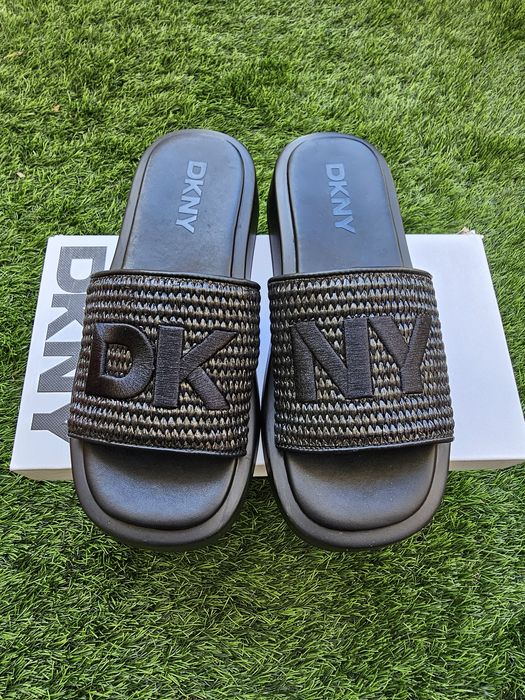 Klapki DKNY Ondara Platform SL Czarne r. 40