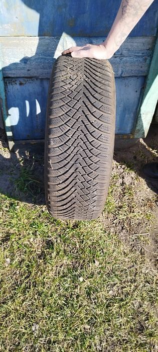 Продам чотири титана з новою гумою на opel