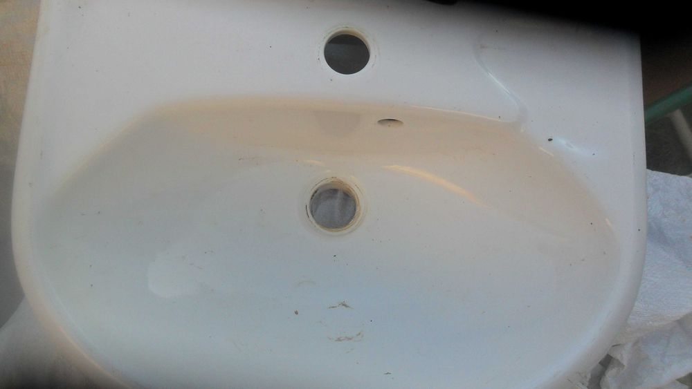 Умывальник керамический