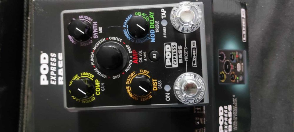 Multiefekt basowy Line6 pod express bass