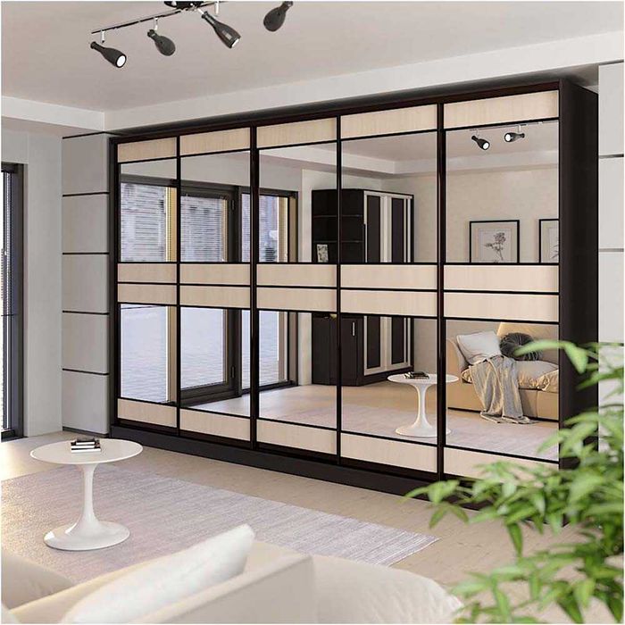 Шафи купе "Київський стандарт " під  замовлення  .