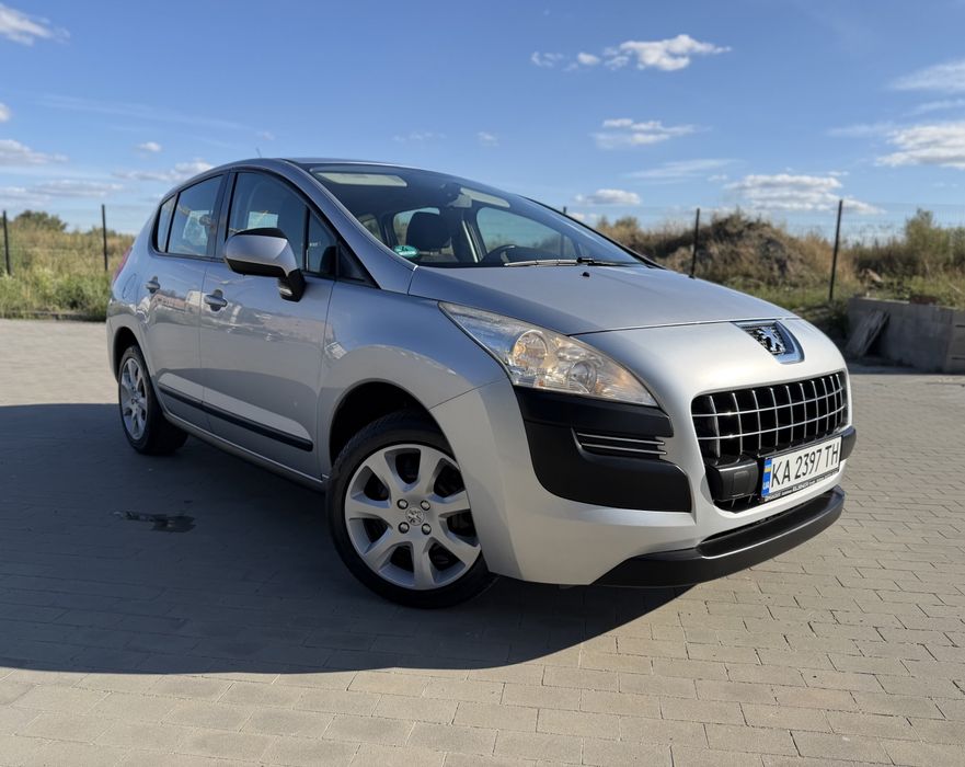 В продажі Peugeot 3008 , 1.6 МРІ бензин , в рідній фарбі, 2012р
