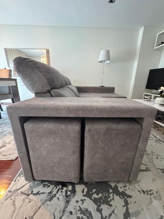 Sofá 3 lugares com chaise longe