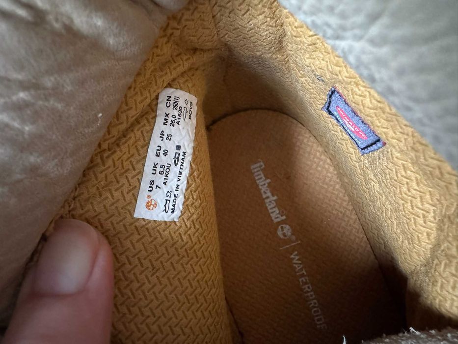 beżowe skórzane Timberlandy 6 Inch wodoodporne
