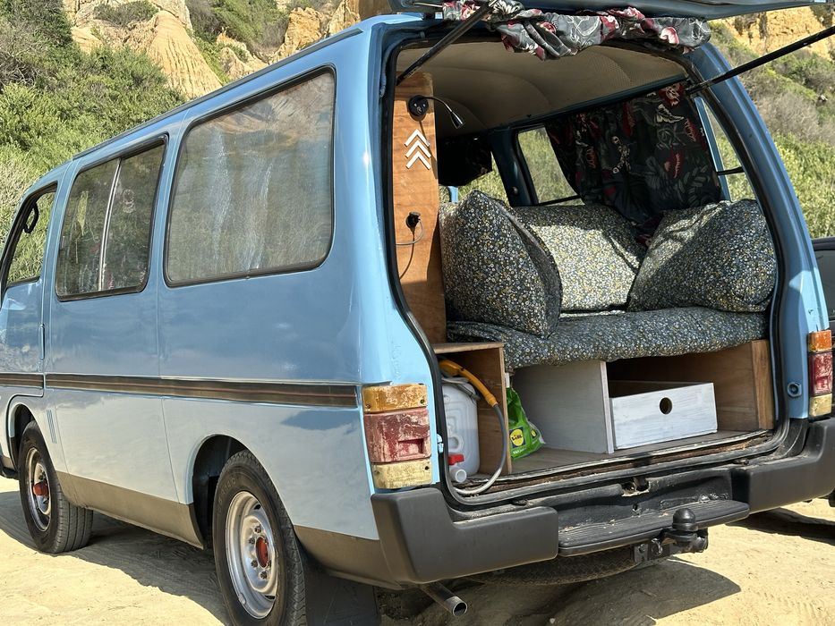 Legalizada - Bedford Seta Campervan