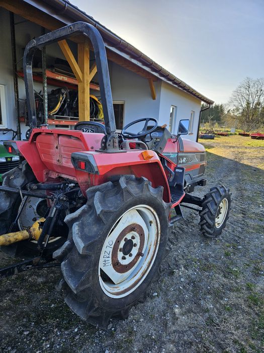 Traktorek japoński 4x4