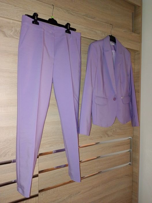 Garnitur damski Fioletowy liliowy komplet żakiet 40 spodnie 38