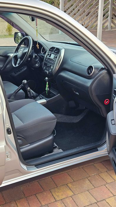 Toyota RAV4 zadbana 2kpl. kół