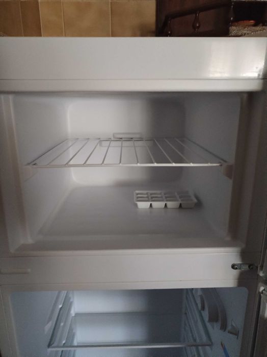 Frigorífico indesit