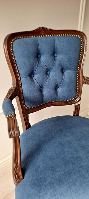 Stylowy granatowy fotel krzesło Ludwik Ludwikowski
