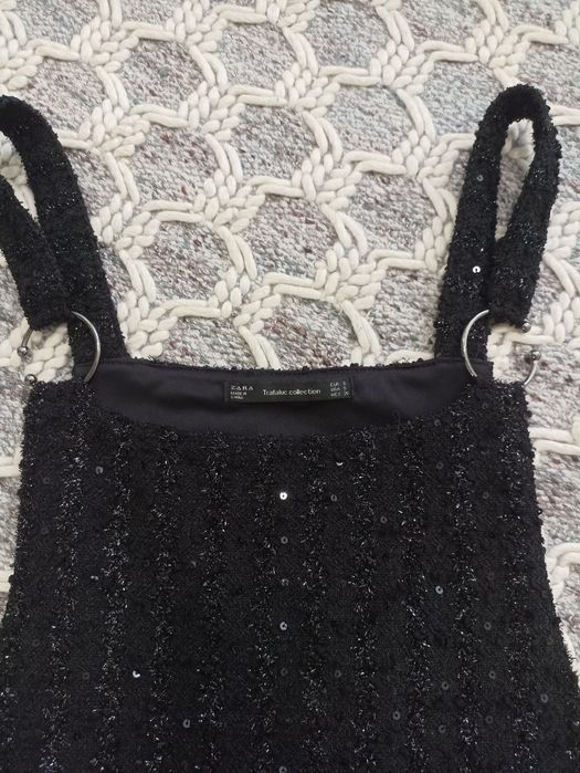 Жіночий або 5а дівчинку сарафан Zara