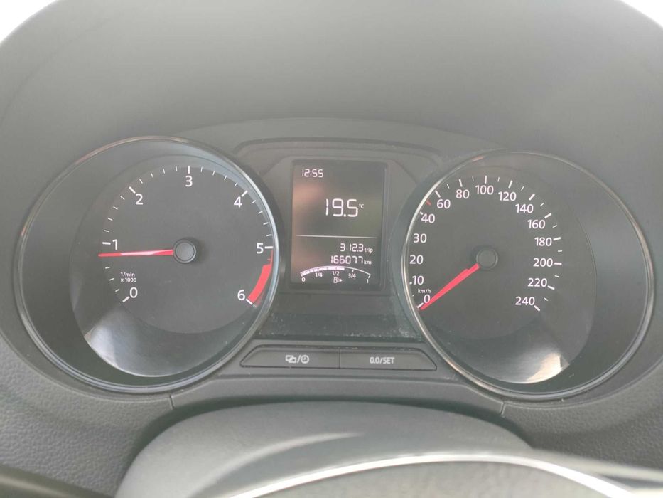 VW Polo 1.4 TDI ConfortLine - Comercial