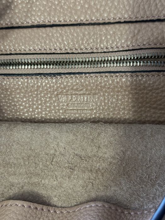 Сумка Valentino Garavani Guitar Rockstud Rose/Tan