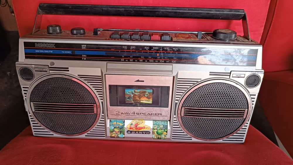 Rádio Sanyo Boombox