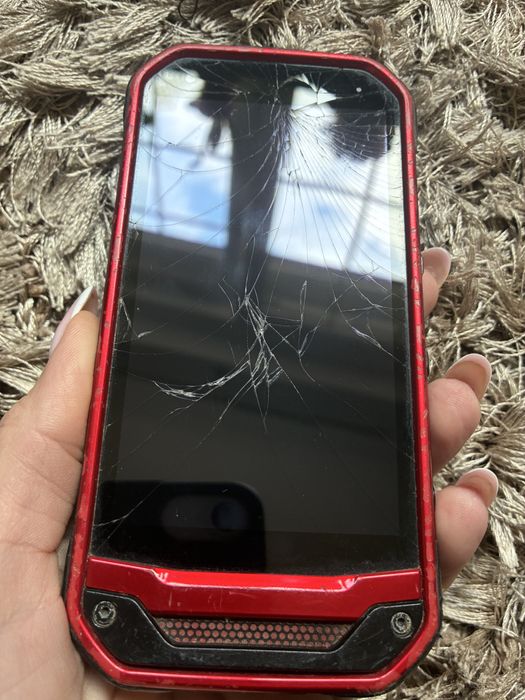 Kyocera Torque G03 japonski smartfon
