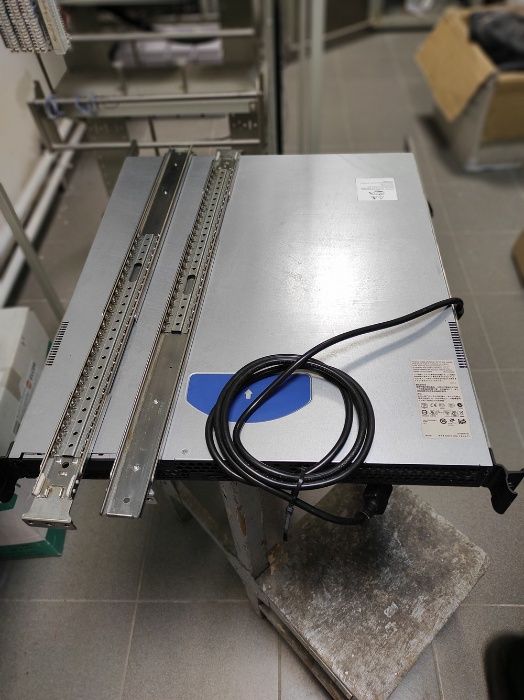 Сервер Intel Xeon E5503 2.0 ГГц / DDR3 8Gb / HDD 1 Tb / Intel 1U