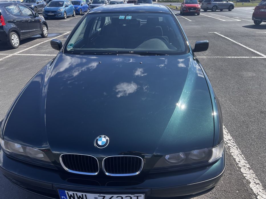 Bmw E39 520i.