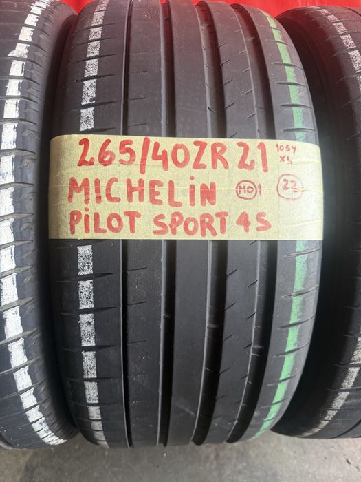 Pneus 265/40/21 + 295/35/21 Michelin + Bridgestone Impecaveis