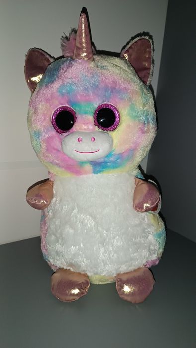 Дуже великий окастик єдиноріжка