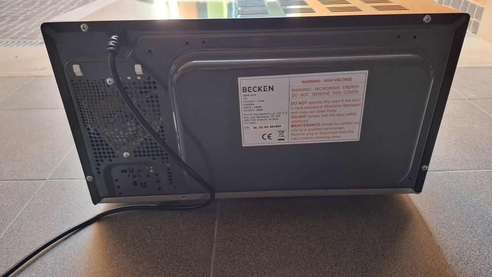 Microondas Becken BMW 4474