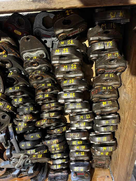 Szczęki zaciskowe Rems