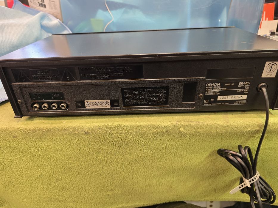 DENON DR-M07 deck magnetofon kasetowy.