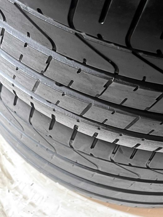 Pneus Pirelli Pzero - 295/30/20 - Como NOVOS