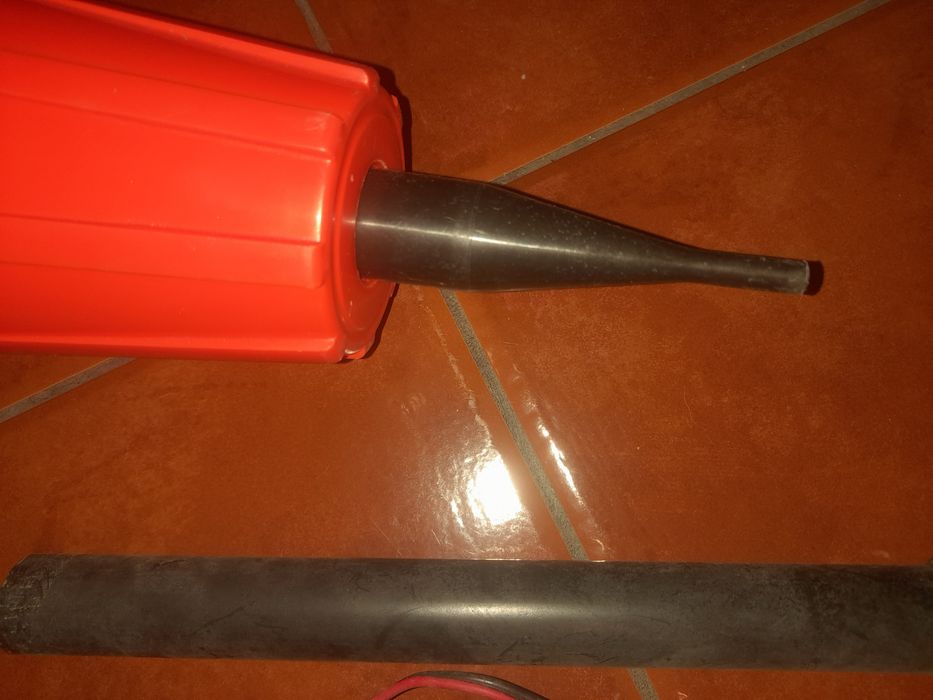 Aspirador portátil para automóvel