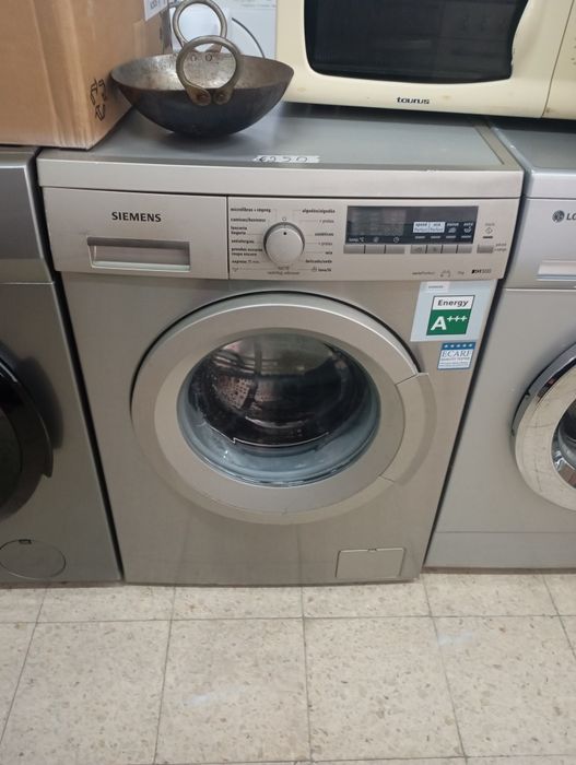 Máquina de lavar roupa Siemens 7kg inox