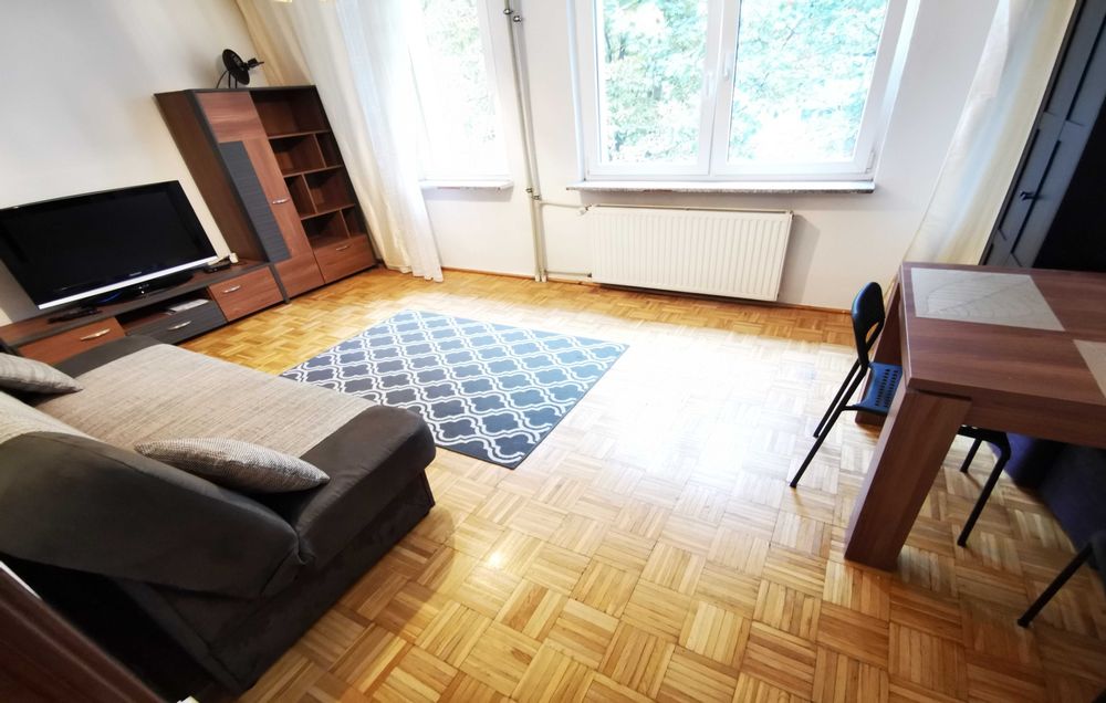 1 pok-30m-Korotyńskiego-Ochota, bardzo ciche