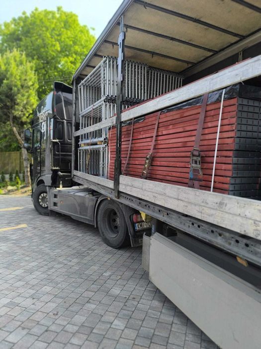 Rusztowania elewacyjne nowe i używane plettac
