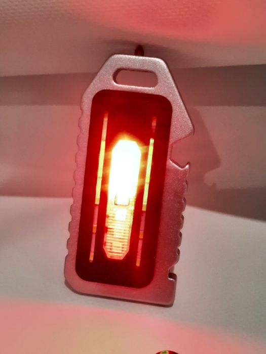 Lanterna Led Recarregável