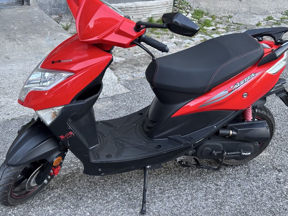 Scooter Kenos Valleta preço para vender este fim de semana