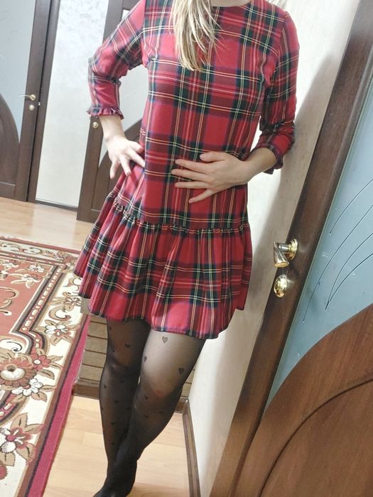 Плаття в кліточку новорічне червоне