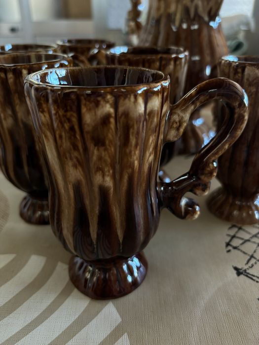 Pitcher + 6 Handle Cups Set446354224558919684