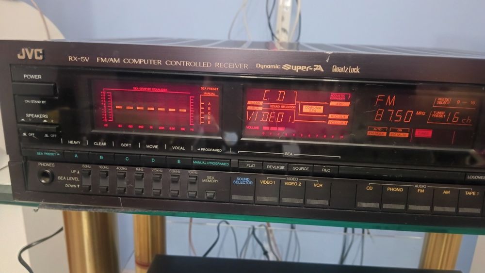 Amplituner JVC  RX V5 Dynamic Super A Equalizer