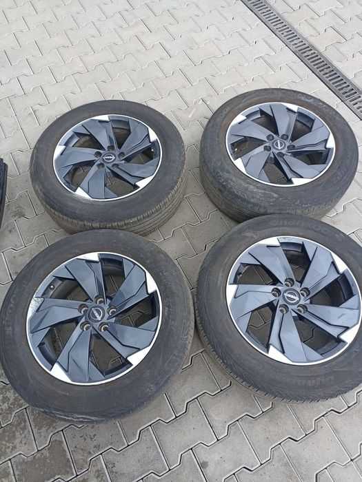 Комплект коліс Ніссан Рог Т33 R18 5×114.3 диск колісний легкосплавниі диски Nissan rogue t33 235/60