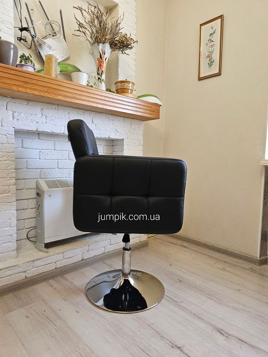 Перукарське крісло, парикмахерское кресло, косметичне крісло  НС 183
