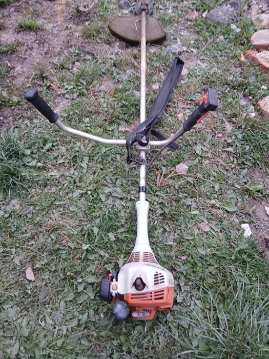 Kosa spalinowa sthil