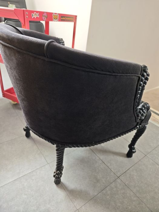 Marquesa, cadeirão, carrinho de estúdio