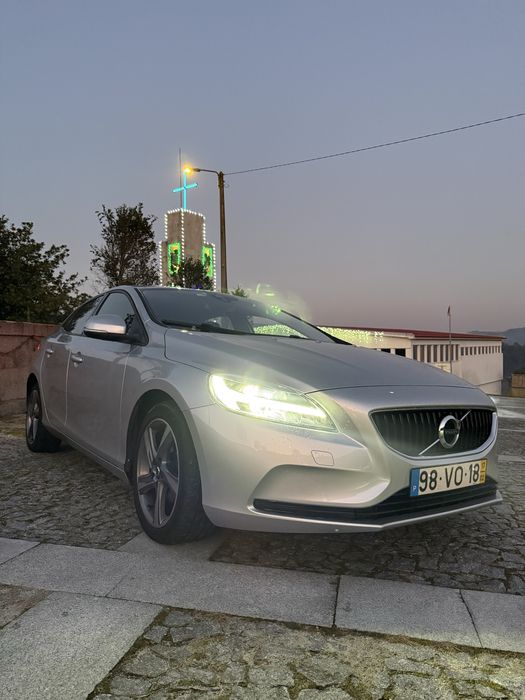 Volvo V40 2.0 cinza