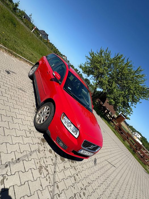 Volvo V50