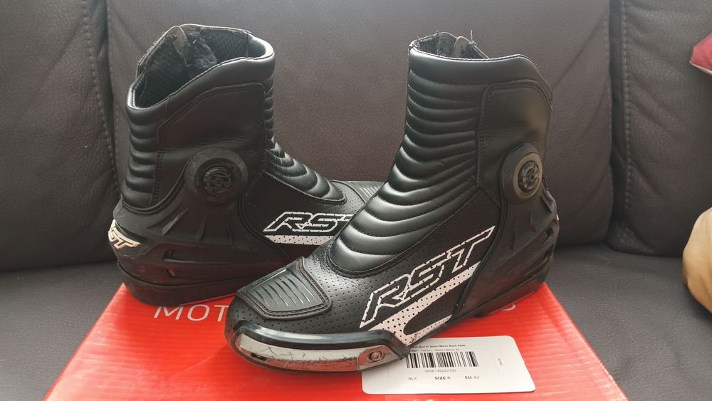Botas rst tamanho 42