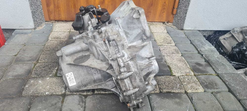 Skrzynia biegów Ford Focus 1.5 Tdci 2017rok F1FR-7002-DDA C-max