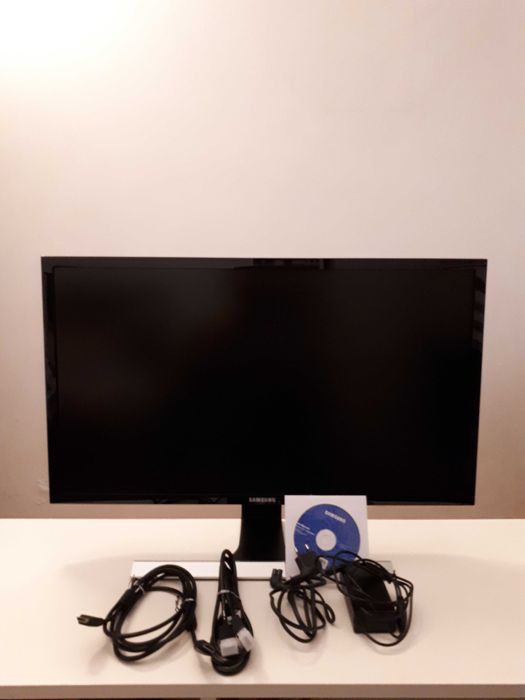 Pack Samsung TV 32” FHD + Monitor 28” 4K – Muito bom estado