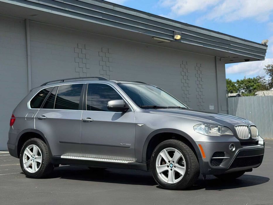 BMW X5 xDrive35d      2013